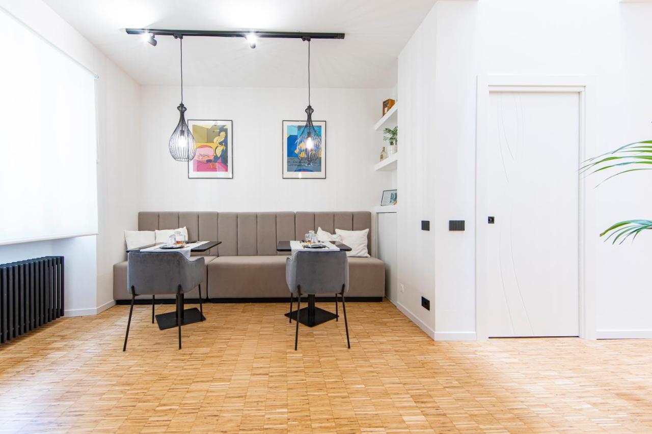 Cavaedium Guest House 阿罗纳 外观 照片